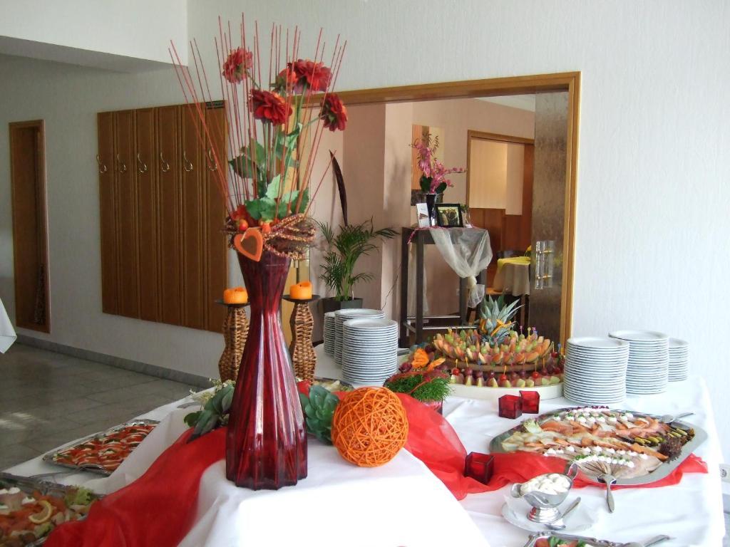 Hotel Rose Georgsmarienhütte Exteriör bild